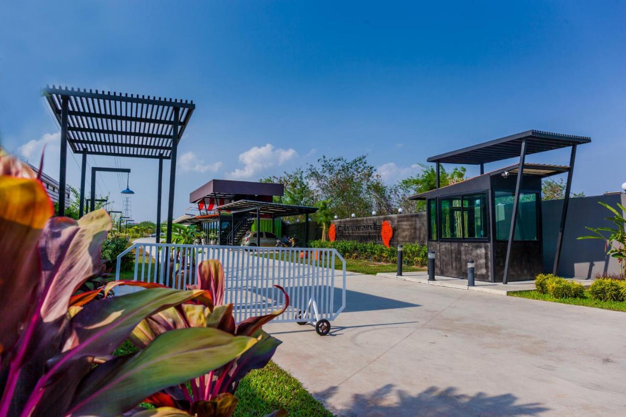 The Sun Resort Ratchaburi Eksteriør billede