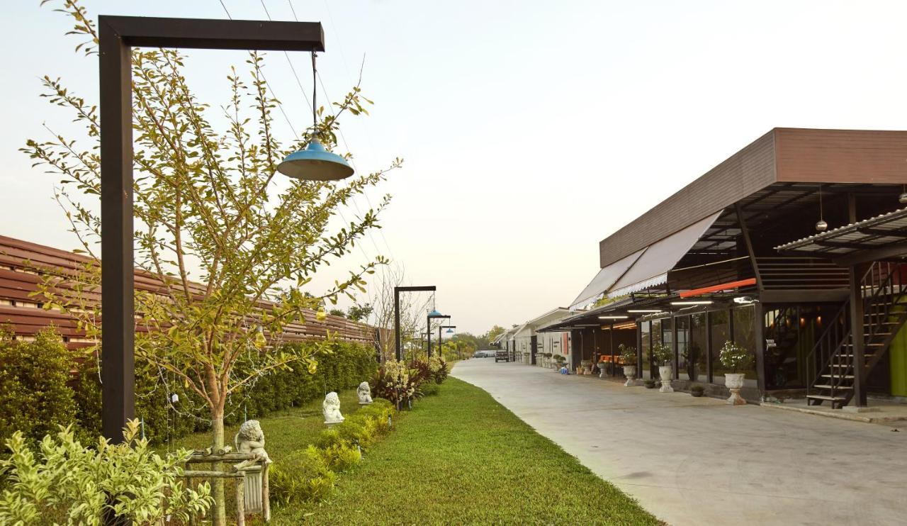 The Sun Resort Ratchaburi Eksteriør billede